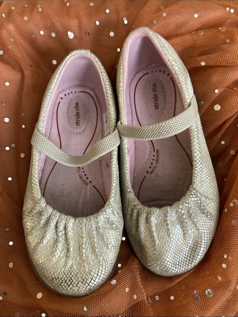 Stride Rite Girls Gold Slip-On Flats Sz 7.5